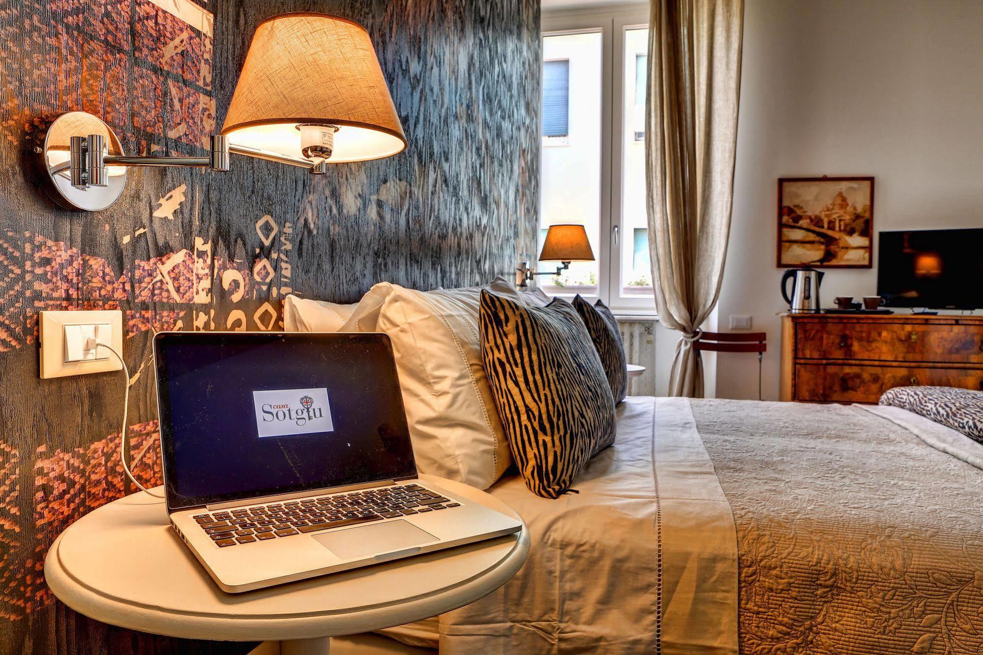Casa Sotgiu Guest House Roma Exterior foto